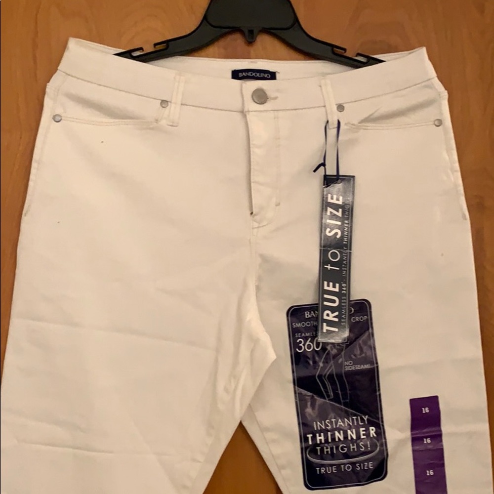 Ladies capris - Picture 2 of 7